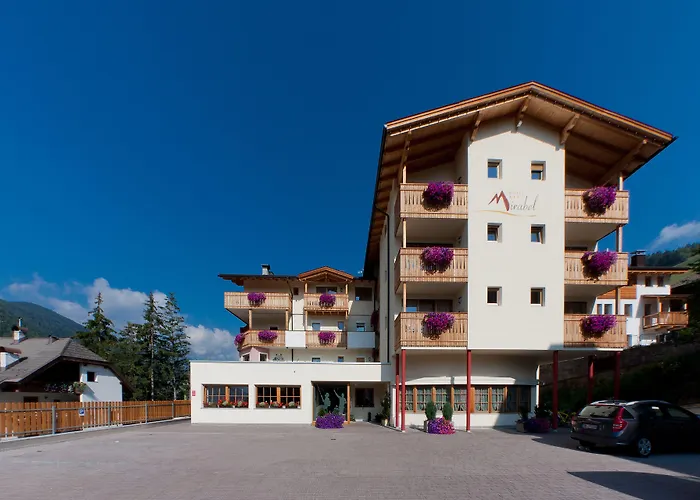Hotel Mirabel